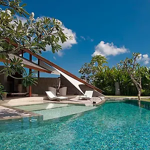 Villa The Layar - Designer And Spa, Chse Certified, Seminyak (Bali)